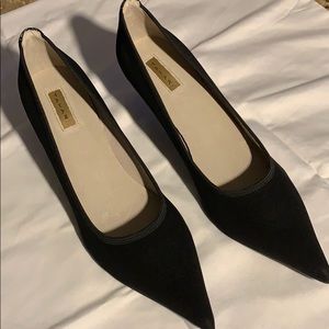 Size 9 Tahari heels, 2”, black